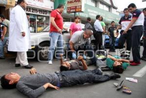 VOLCADURA DE CAMIONETA DEJA OCHO LESIONADOS