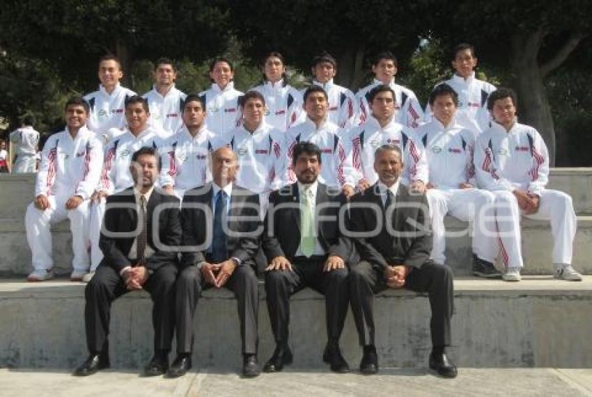 UMAD - EQUIPOS DEPORTIVOS