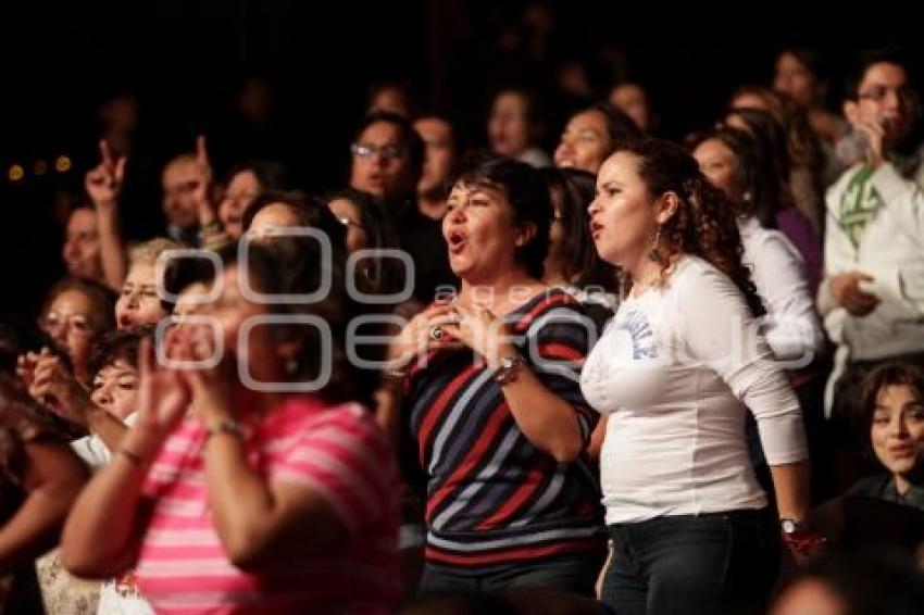 MARGARITA LA DIOSA DE LA CUMBIA CELEBRA 25 AÑOS DE CARRERA