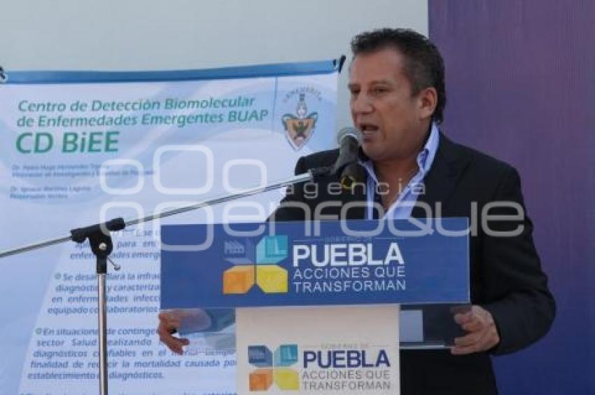 INAUGURAN GOBERNADOR Y RECTOR DE LA BUAP CENTRO DE DETENCIÓN BIOMOLECULAR