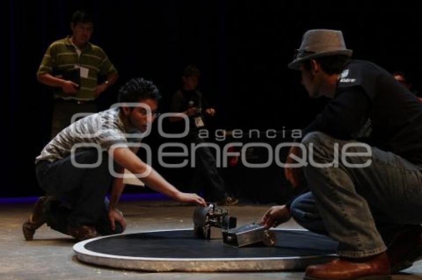 SUMOBOT 2011