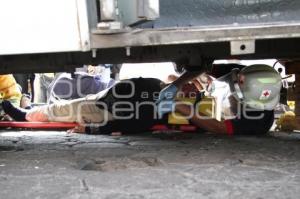 ATROPELLAN A MUJER EN LA 7 NORTE Y 12 PONIENTE