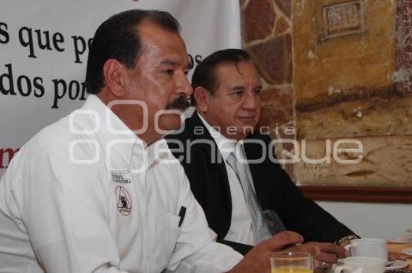 FRATERNIDAD UNIVERSITARIA Y ESTUDIANTIL