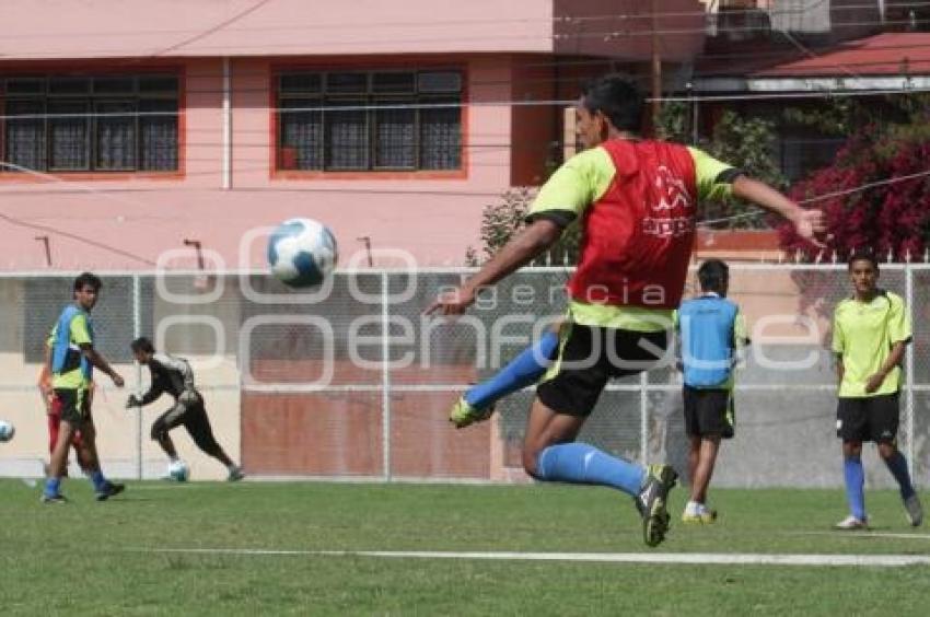 ENTRENAMIENTO DE LOBOS BUAP