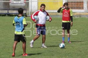 CARLOS POBLETE . LOBOS BUAP