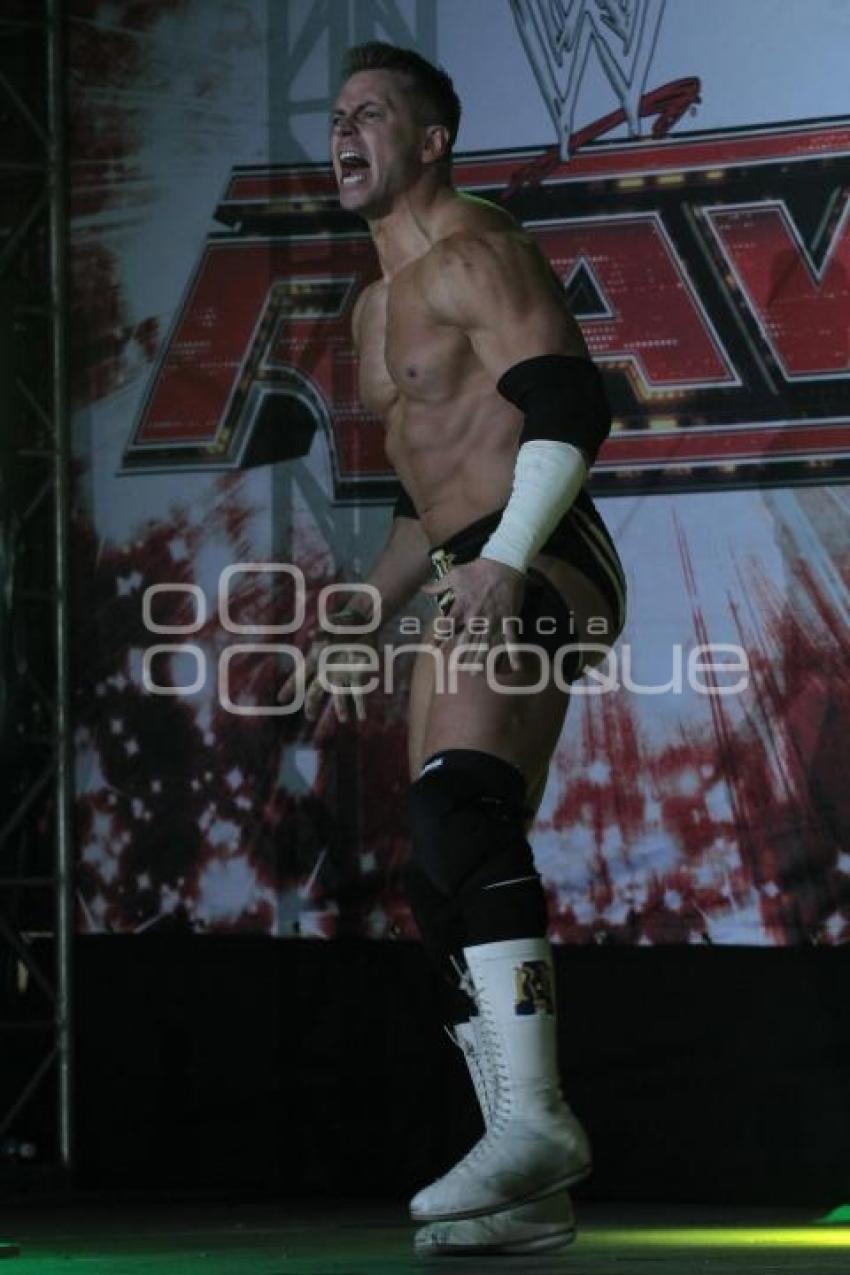 LUCHA LIBRE RAW DE  LA WWE