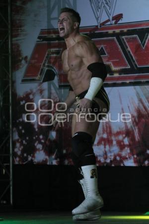 LUCHA LIBRE RAW DE  LA WWE