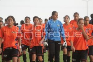 FUTBOL FEMENIL . PUEBLA FC VS ANGELES