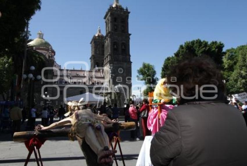 PIDEN DINERO PARA RESTAURAR TEMPLO