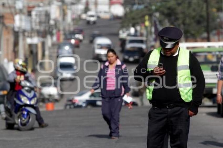 COLOCAN NOMENCLATURA DE CALLES EN COLONIAS