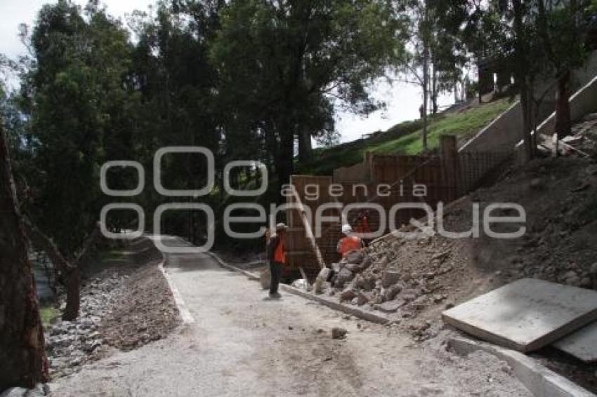 OBRAS DEL PASEO DEL ATOYAC