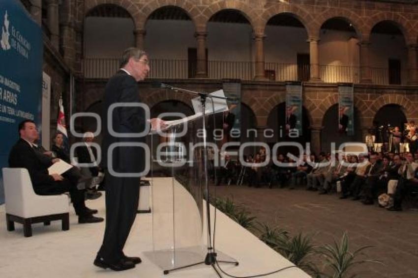 OSCAR ARIAS PREMIO NOBEL DE LA PAZ EN SAN PEDRO MUSEO DE ARTE