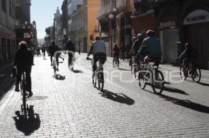 PASEO CICLISTA FAMILIAR