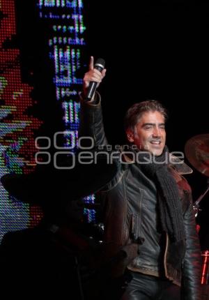 DOS MUNDOS, UN CONCIERTO
