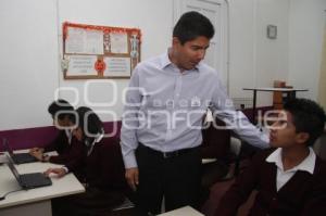 INAUGURAN AULA DE MEDIOS