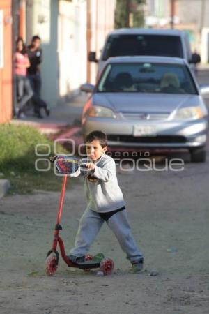 EDUARDO RIVERA, ARRANCA PAVIMENTACION DE LA CALLE MANZANO