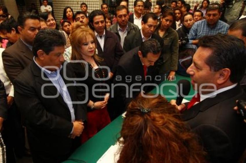 PRESENTAN DOCUMENTACIÓN PARA DIRIGENCIA MUNICIPAL PRI