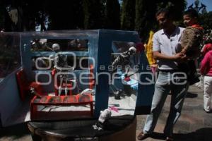 DÍA DE MUERTOS . EXPOSICIÓN EN EL ZÓCALO