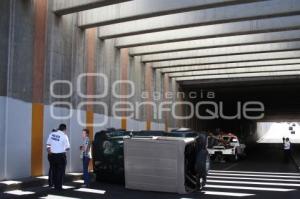 VOLCADURA EN EL PUENTE 475