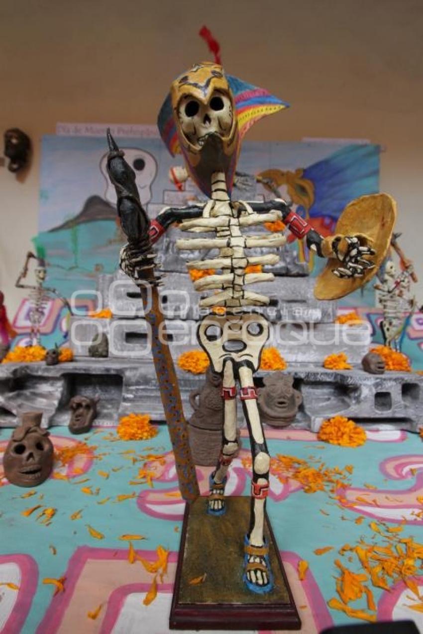 OFRENDAS EN CASA DE LA CULTURA