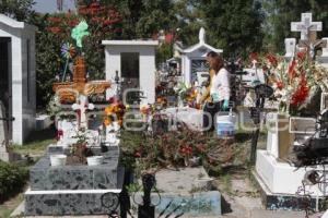 PANTEÓN DE LA PIEDAD . TODOS SANTOS