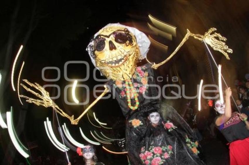 DESFILE DE DÍA DE MUERTOS . ZÓCALO