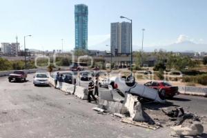 VOLCADURA EN PERIFERICO A LA ALTURA DE CIUDAD JUDICIAL