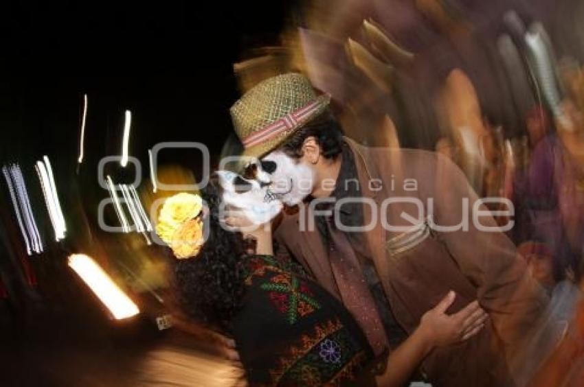 DESFILE DE DÍA DE MUERTOS . ZÓCALO