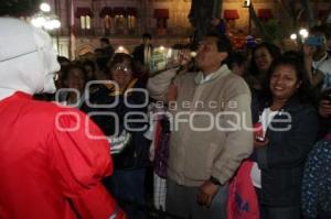 LOS MUERTOS VIVIENTES EN EL ZÓCALO