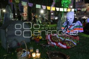 LOS MUERTOS VIVIENTES EN EL ZÓCALO