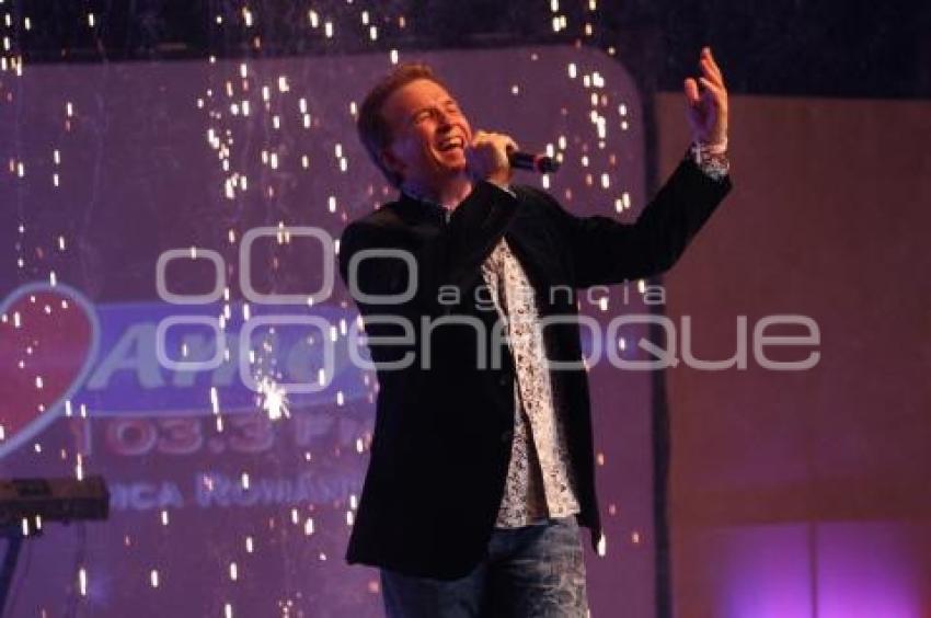EMMANUEL . CONCIERTO PARA TI CON AMOR