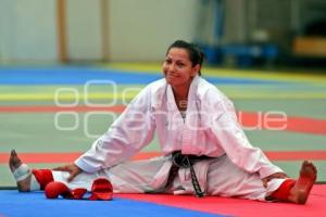 KARATE . YADIRA LIRA