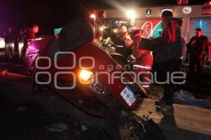 ACCIDENTE . VOLCADURA