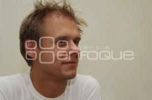 ARMIN VAN BUUREN