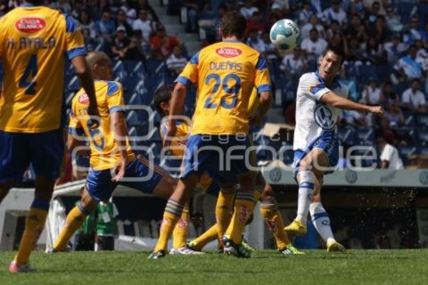 PUEBLA VS TIGRES . FUTBOL