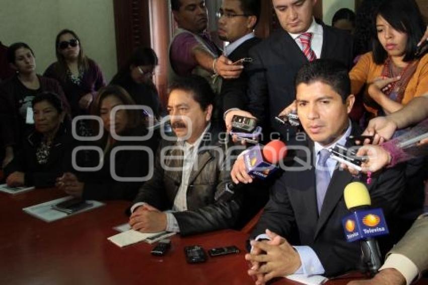 EDUARDO RIVERA SE REUNE CON DIPUTADOS DEL PRI