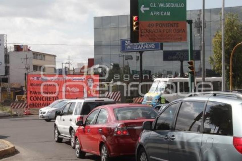 TRÁFICO POR OBRAS EN LA 49 PONIENTE