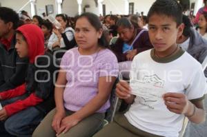 ENTREGA DIF BECAS A JÓVENES TRABAJADORES