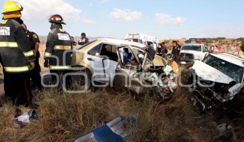 MUEREN DOS PERSONAS CARRETERA A TECALI