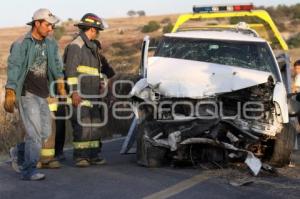 MUEREN DOS PERSONAS CARRETERA A TECALI