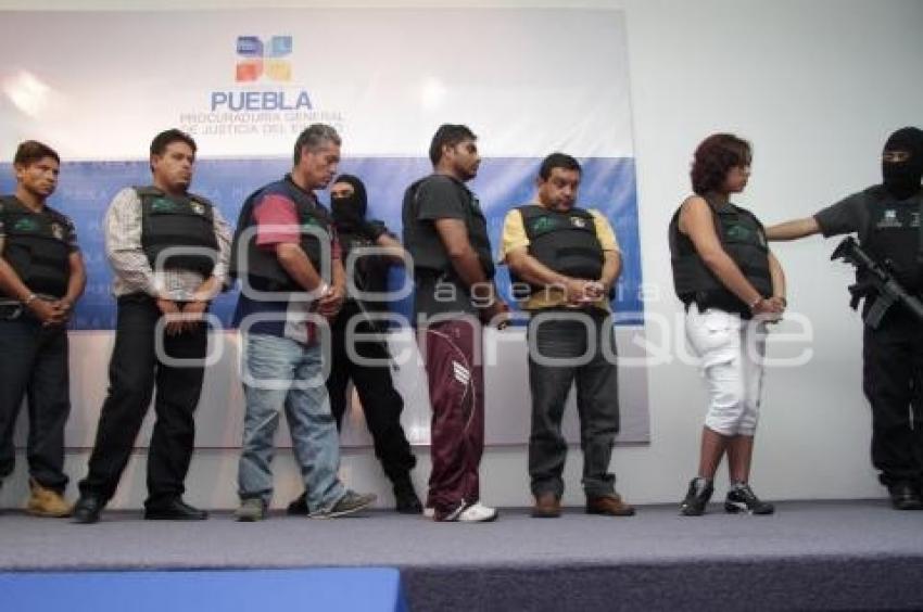 PRESENTAN BANDA DE DELINCUENTES