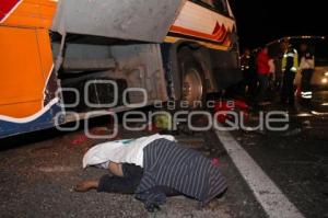 CHOQUE EN LA PUEBLA-ORIZABA DEJA DOS MUERTOS