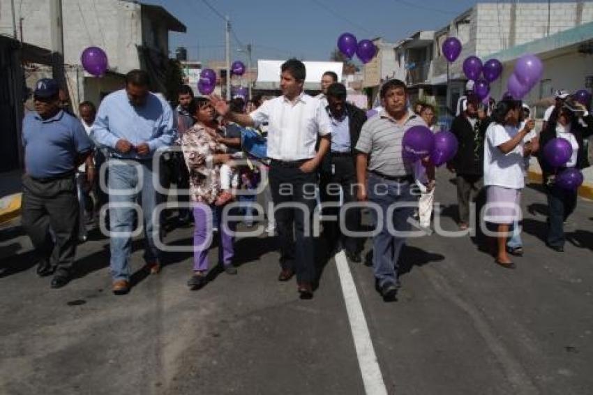 INAUGURACIÓN CALLES . 1000 CALLES