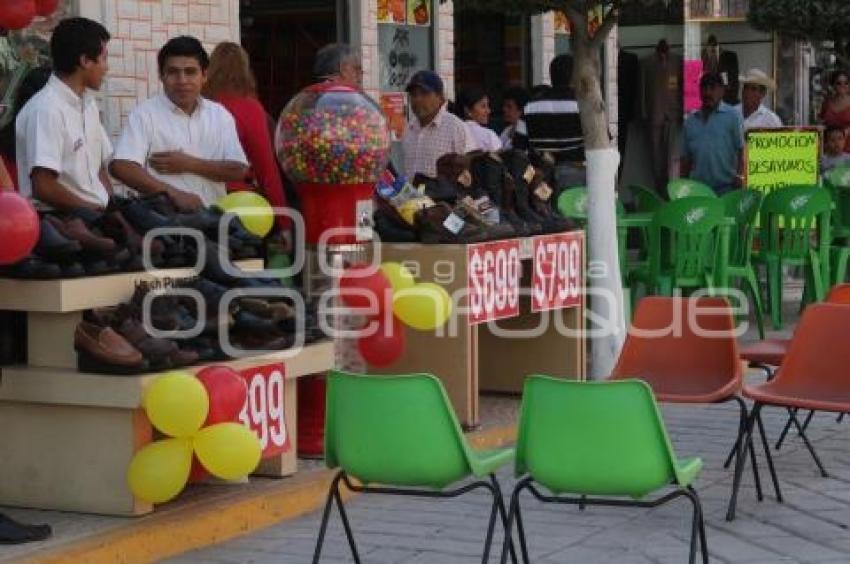 COMERCIO EN LAS CALLES POR CIERRE DE CIRCULACIÓN