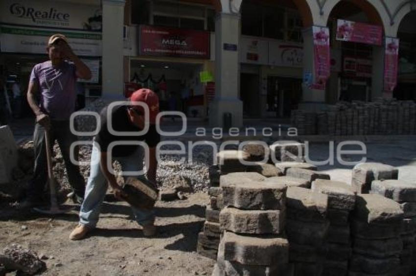 CONCRETO HIDRÁULICO EN CENTRO DE TEHUACÁN