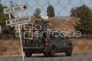 GOBIERNO ESTATAL . TOMA DEL AEROPUERTO