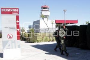 GOBIERNO ESTATAL . TOMA DEL AEROPUERTO