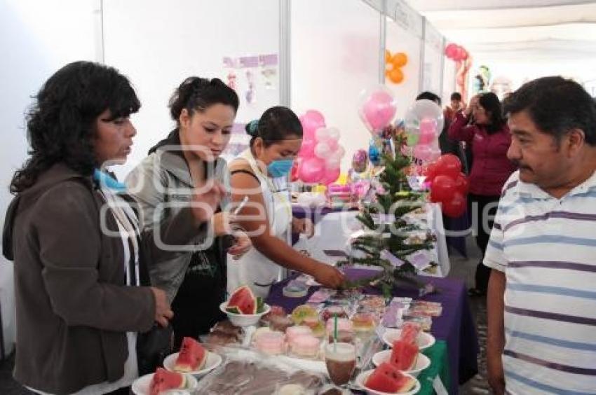 EXPO MUJER CHAMBEADORA.