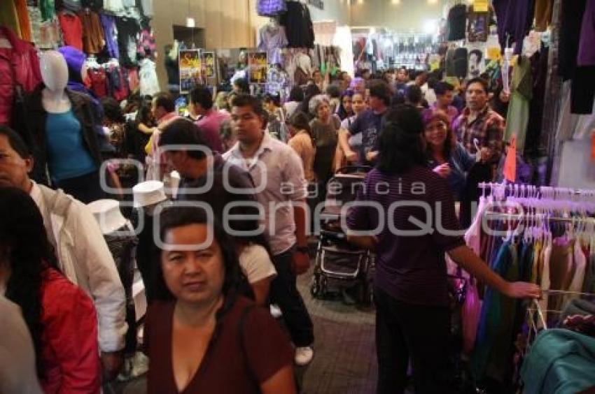 BAZAR NAVIDEÑO DE A CÁMARA DEL VESTIDO