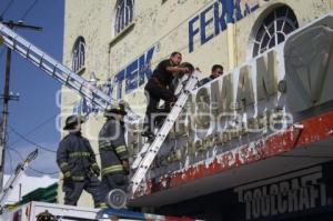 SE ELECTROCUTAN DOS EN EL TALISMAN